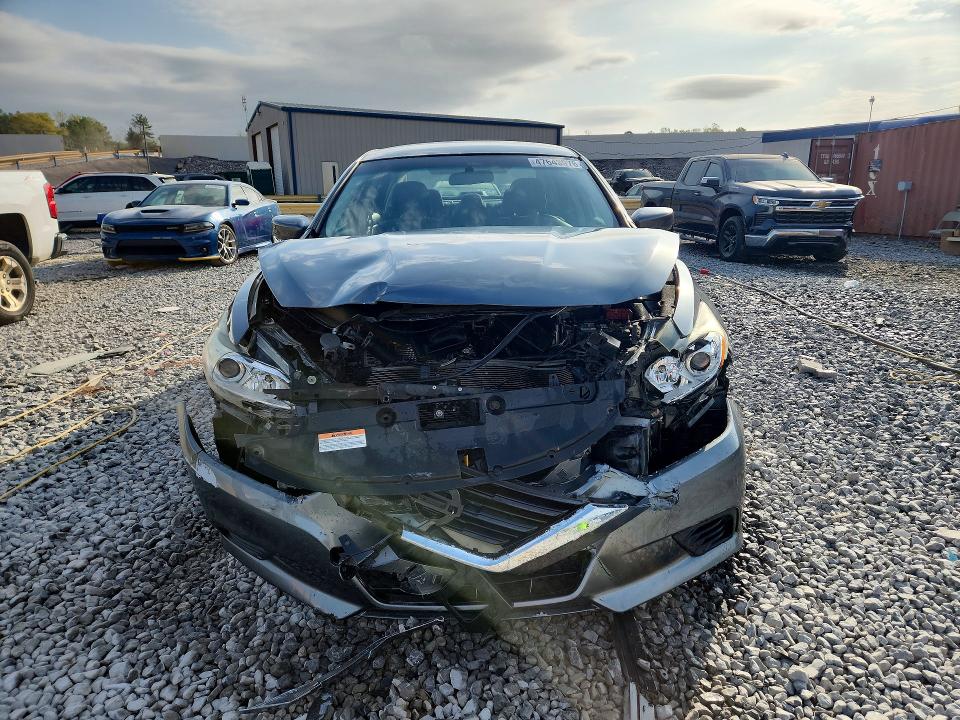 2017 Nissan Altima მანქანა იყიდება აუქციონზე, vin: 1N4AL3AP8HN338257, აუქციონის ნომერი: 47643976