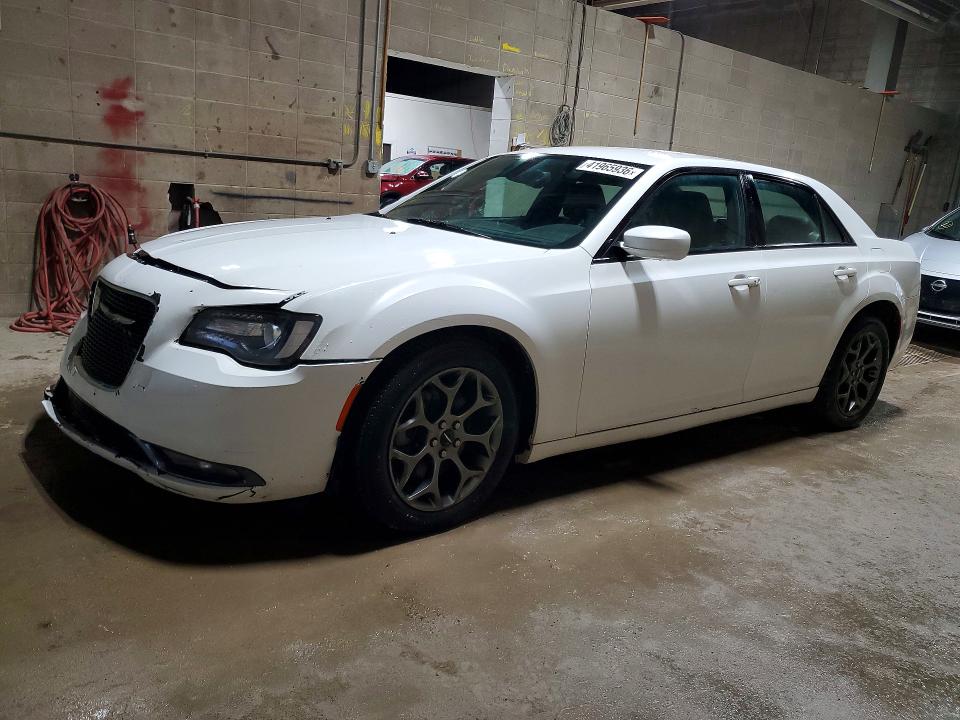 2015 Chrysler 300 მანქანა იყიდება აუქციონზე, vin: 2C3CCAGG6FH868378, აუქციონის ნომერი: 41965936