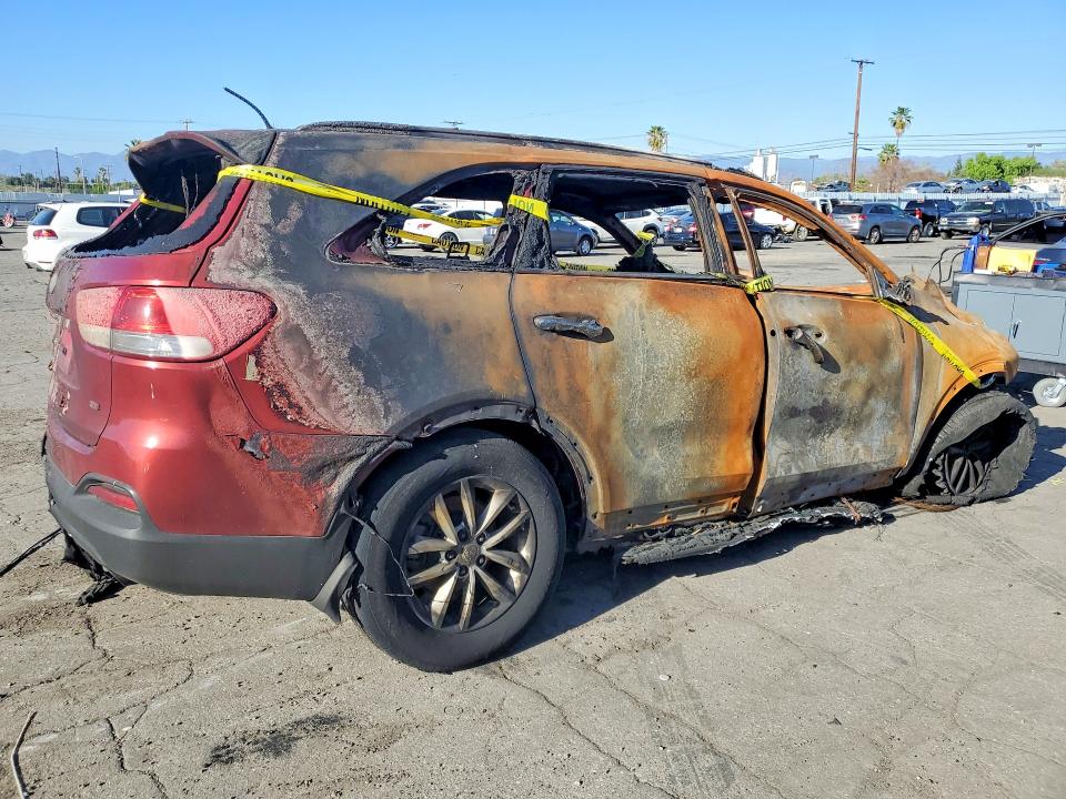 2017 Kia Sorento მანქანა იყიდება აუქციონზე, vin: 5XYPG4A32HG208090, აუქციონის ნომერი: 79412945