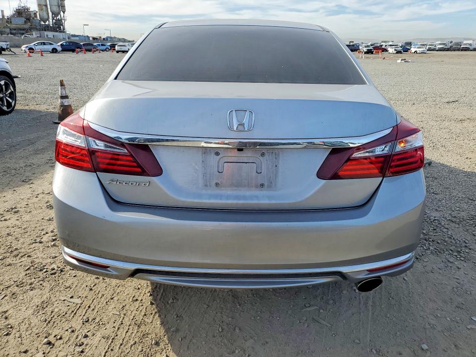 2016 Honda Accord მანქანა იყიდება აუქციონზე, vin: 1HGCR2F37GA046947, აუქციონის ნომერი: 46555246