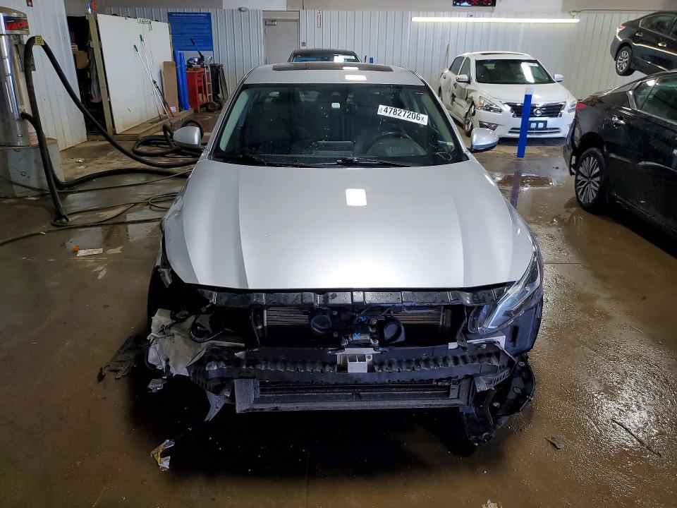 2019 Nissan Altima მანქანა იყიდება აუქციონზე, vin: 1N4BL4EV6KC256937, აუქციონის ნომერი: 47827206