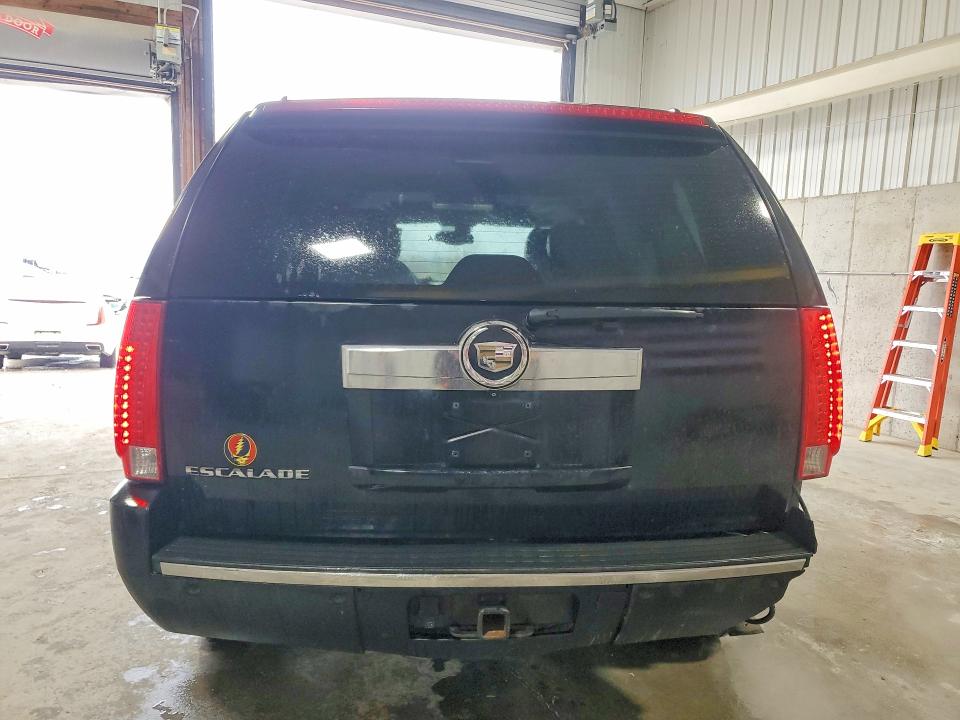 Auction sale of the 2007 Cadillac Escalade, vin: 1GYFK63837R187565, lot number: 47689316