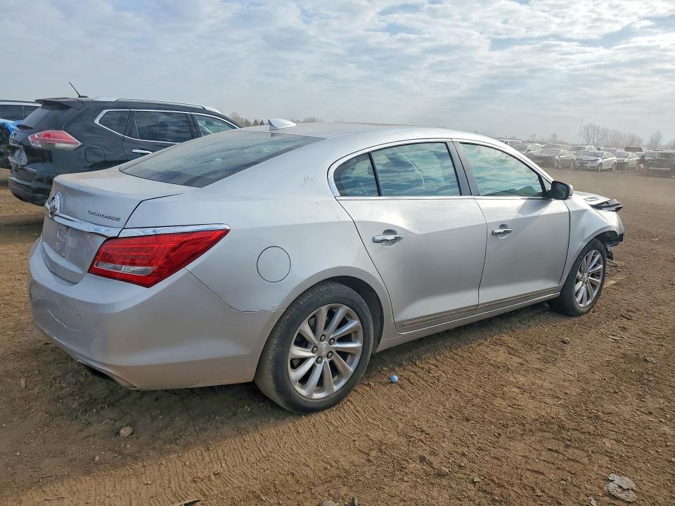 47701426 :رقم المزاد ، 1G4GB5G33GF218653 vin ، 2016 Buick Lacrosse مزاد بيع