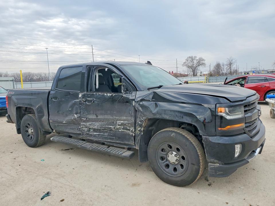 47628196 :رقم المزاد ، 3GCUKREC6HG458247 vin ، 2017 Chevrolet Silverado مزاد بيع
