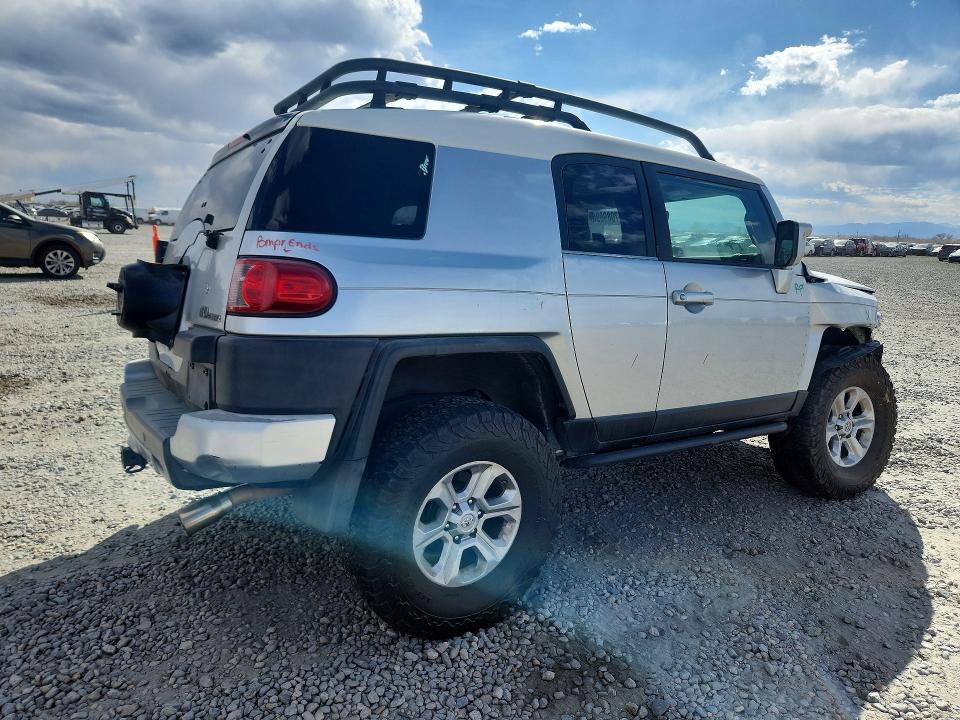 47089896 :رقم المزاد ، JTEBU11F770014991 vin ، 2007 Toyota Fj Cruiser مزاد بيع