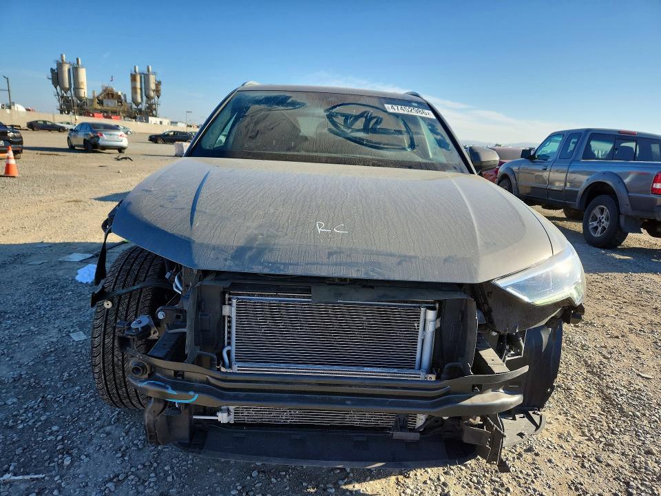 47452986 :رقم المزاد ، WA1DECF35R1043014 vin ، 2024 Audi Q3 مزاد بيع