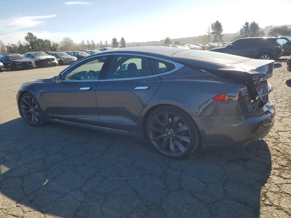 Продажа на аукционе авто 2016 Tesla Model S, vin: 5YJSA1E27GF132772, номер лота: 79614305