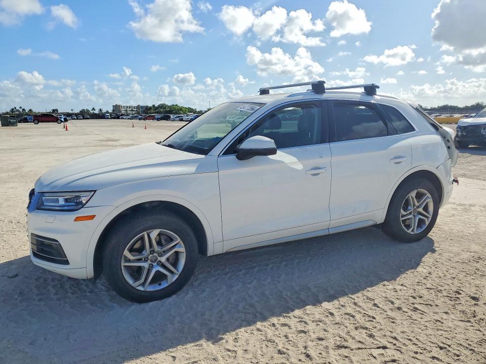 Продажа на аукционе авто 2019 Audi Q5, vin: WA1ANAFY6K2100579, номер лота: 45477356