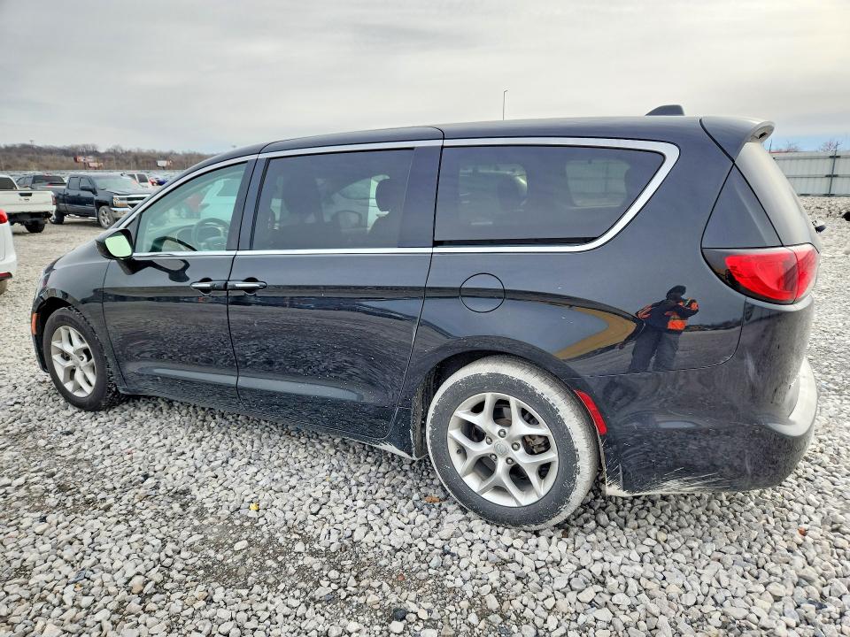 45984896 :رقم المزاد ، 2C4RC1FG9KR505598 vin ، 2019 Chrysler Pacifica مزاد بيع