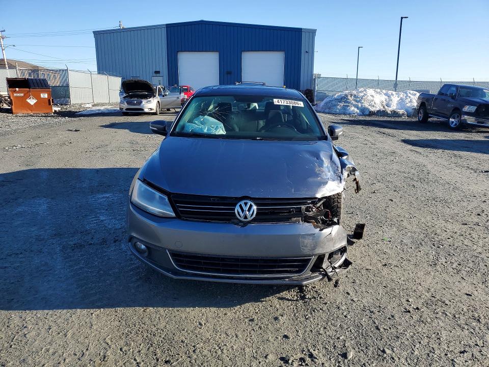 Продаж на аукціоні авто 2014 Volkswagen Jetta 1.8 Tsi 4dr, vin: 3VWD07AJ6EM394185, номер лоту: 41733086