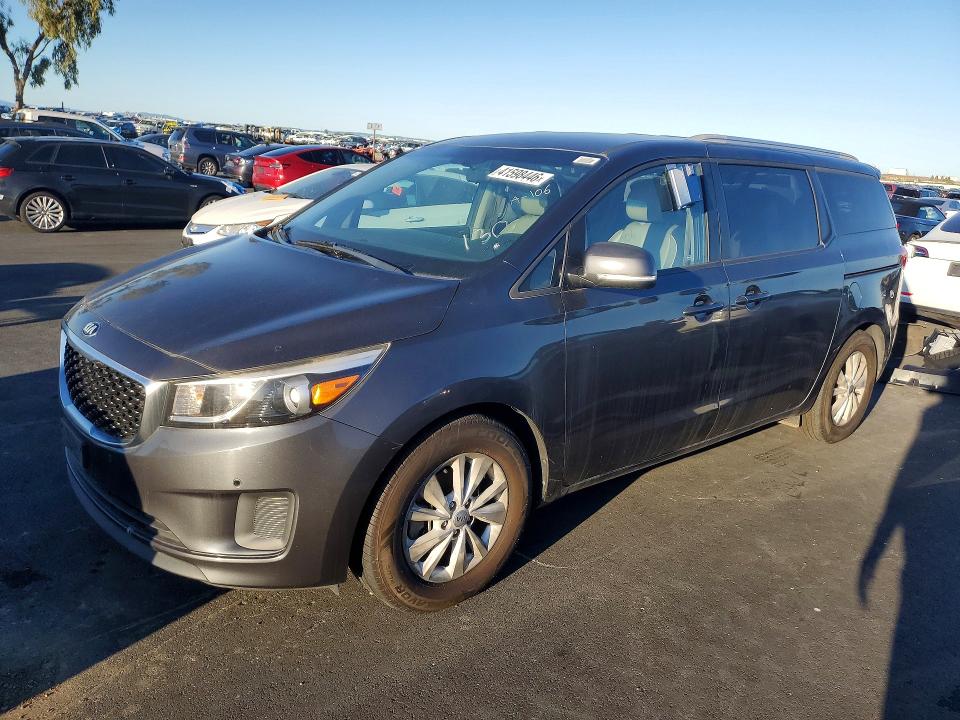 2017 Kia Sedona მანქანა იყიდება აუქციონზე, vin: KNDMB5C1XH6244163, აუქციონის ნომერი: 41598446