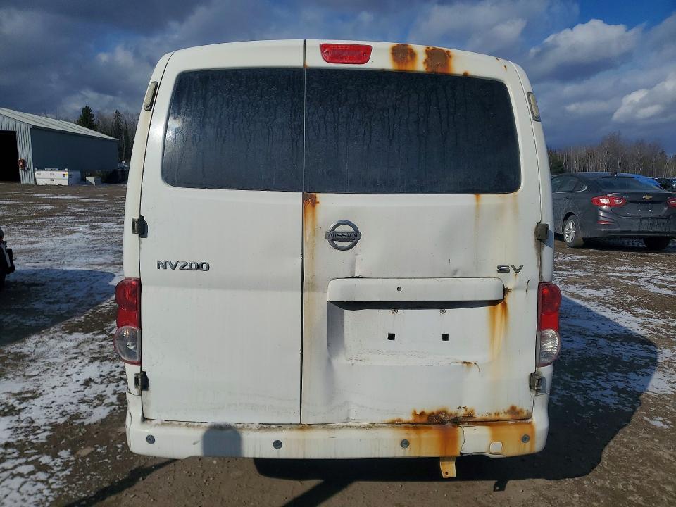 45550426 :رقم المزاد ، 3N6CM0KN6FK697599 vin ، 2015 Nissan Nv200 مزاد بيع
