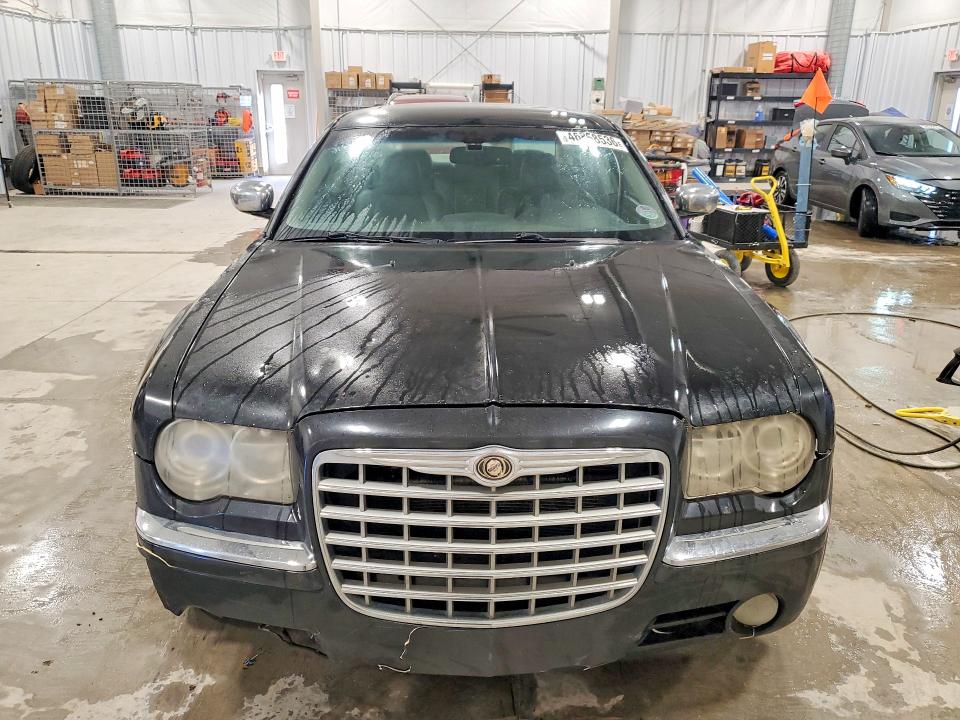 2006 Chrysler 300c მანქანა იყიდება აუქციონზე, vin: 2C3KK63H76H277079, აუქციონის ნომერი: 46858536