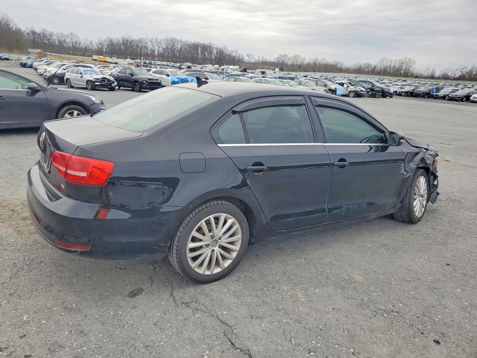 Продажа на аукционе авто 2015 Volkswagen Jetta, vin: 3VWD17AJXFM404702, номер лота: 46529666