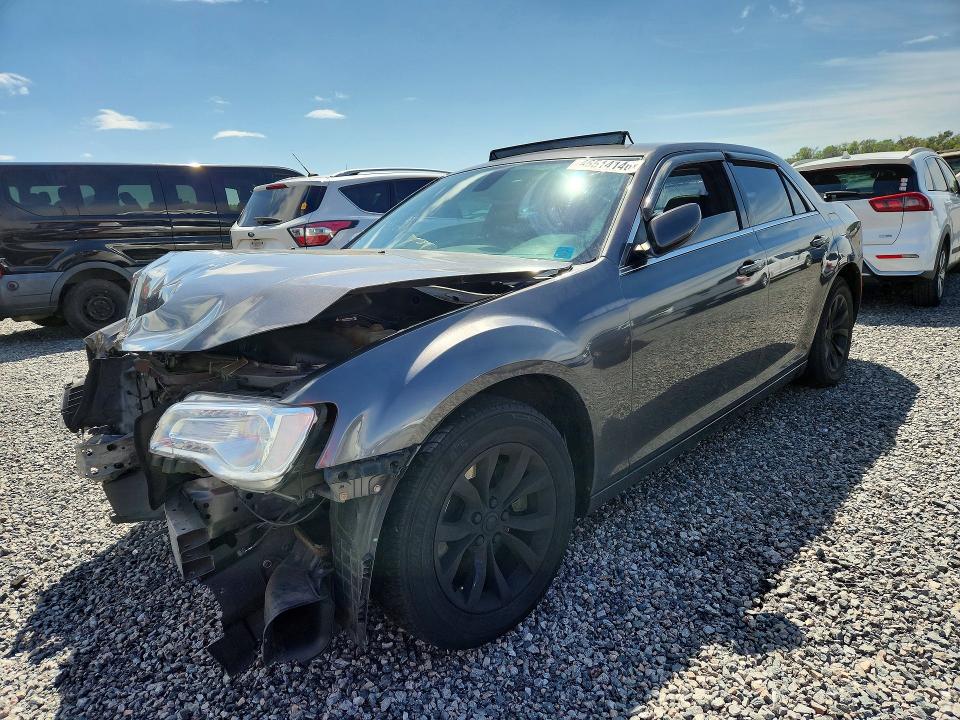 2015 Chrysler 300 მანქანა იყიდება აუქციონზე, vin: 2C3CCAAG1FH930455, აუქციონის ნომერი: 46514146