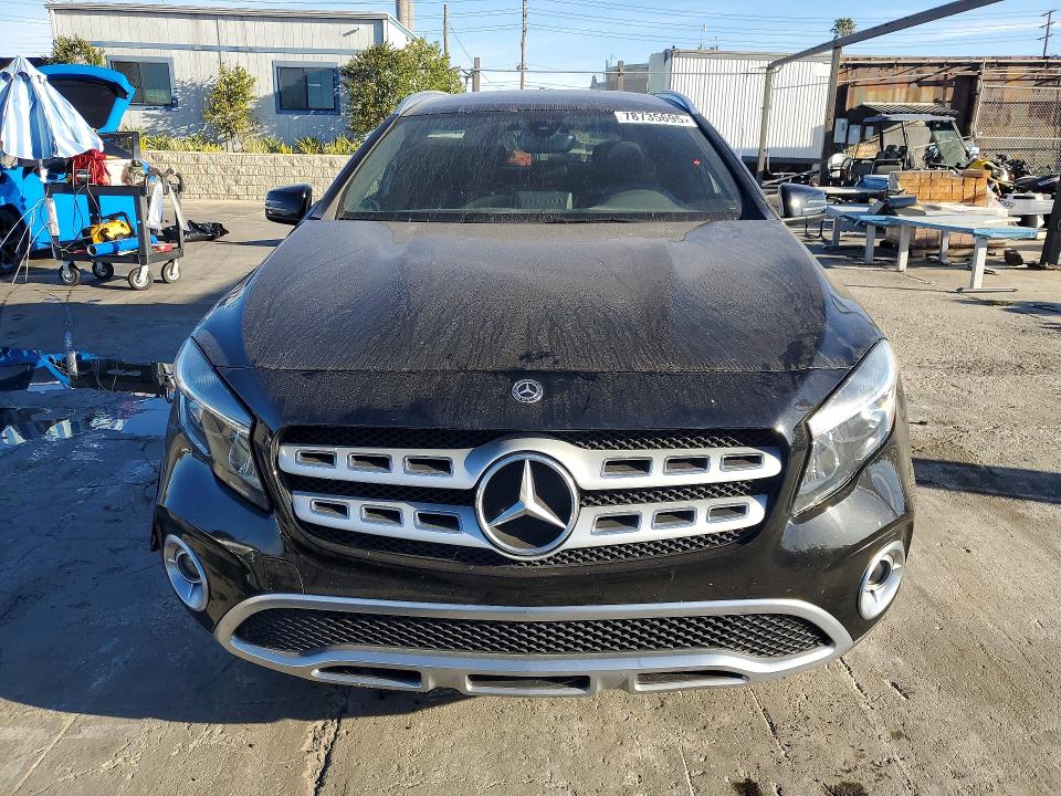 78735695 :رقم المزاد ، WDCTG4EB5JJ454907 vin ، 2018 Mercedes-benz Gla مزاد بيع