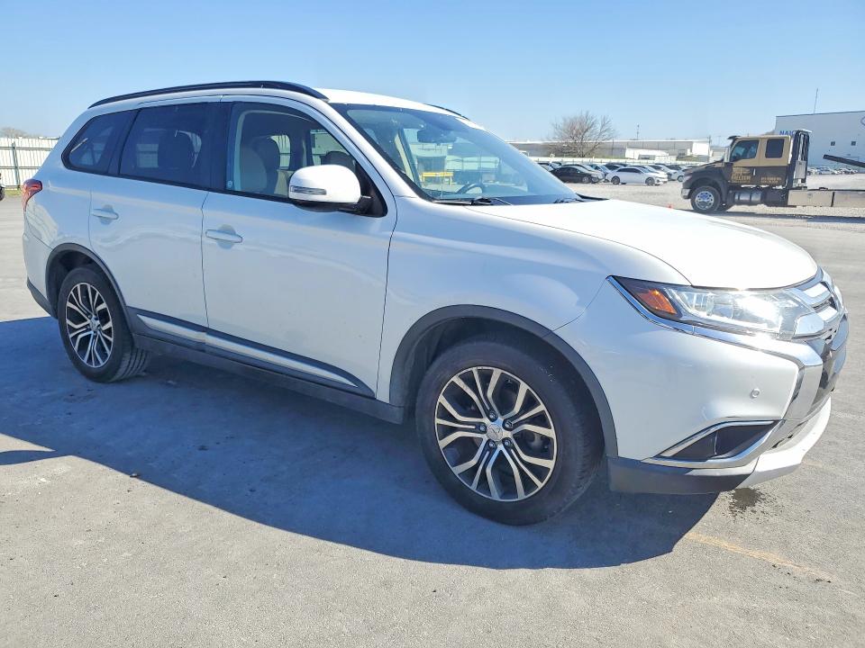 Продаж на аукціоні авто 2016 Mitsubishi Outlander, vin: JA4AD3A38GZ019298, номер лоту: 47818556
