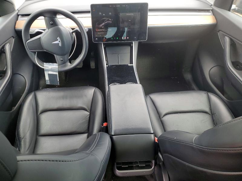 47781906 :رقم المزاد ، 5YJYGDEE2MF067068 vin ، 2021 Tesla Model Y مزاد بيع