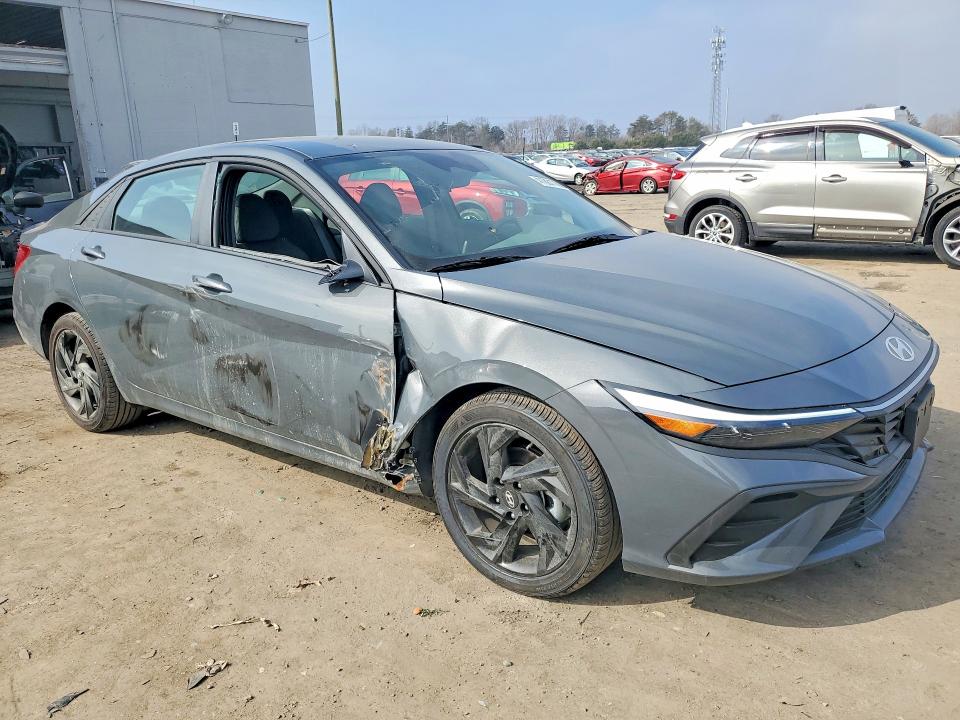 2026 Hyundai Elantra მანქანა იყიდება აუქციონზე, vin: KMHLM4DG8TU111100, აუქციონის ნომერი: 41881786