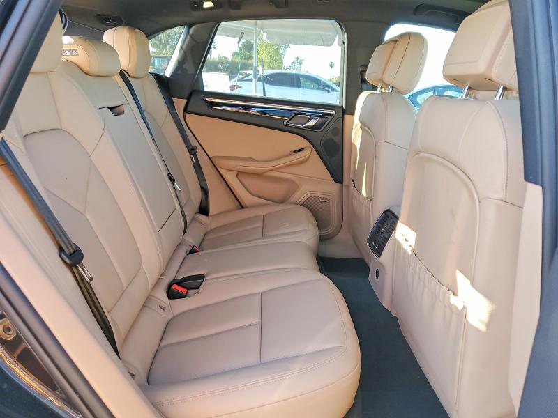 79793245 :رقم المزاد ، WP1AA2A58SLB10625 vin ، 2025 Porsche Macan مزاد بيع