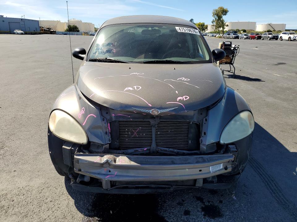 47519676 :رقم المزاد ، 3C8FY68B32T274258 vin ، 2002 Chrysler Pt Cruiser مزاد بيع