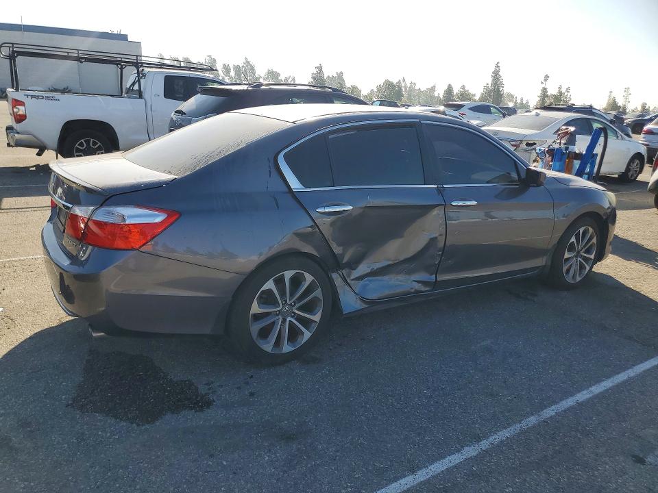 2015 Honda Accord მანქანა იყიდება აუქციონზე, vin: 1HGCR2F55FA135593, აუქციონის ნომერი: 41922736