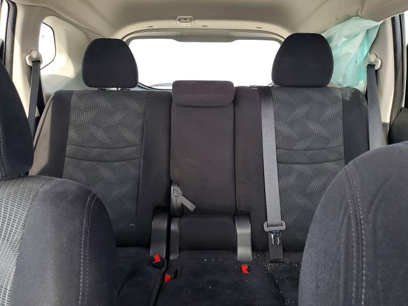 41583736 :رقم المزاد ، 5N1AT2MV6FC779632 vin ، 2015 Nissan Rogue مزاد بيع