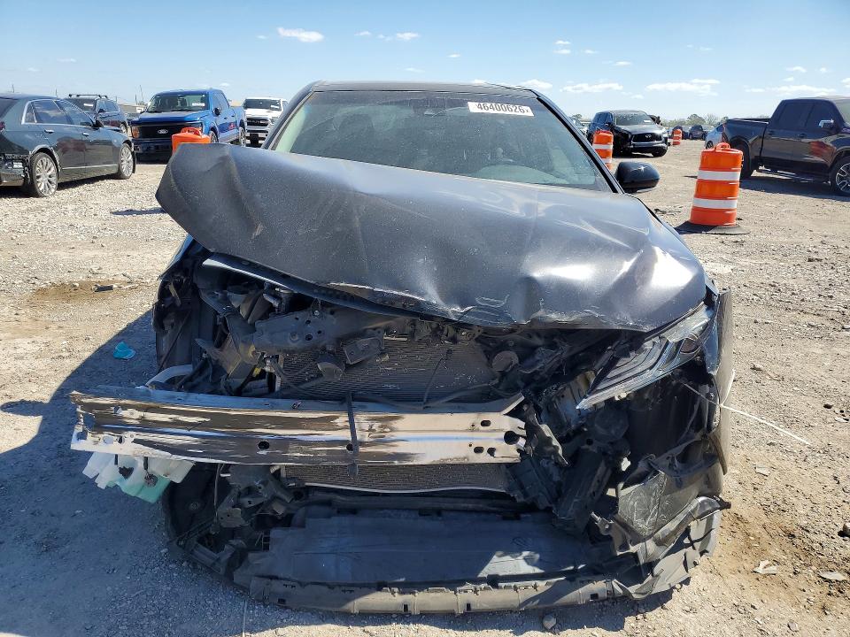 46400626 :رقم المزاد ، 4T1B61HK8JU039833 vin ، 2018 Toyota Camry مزاد بيع