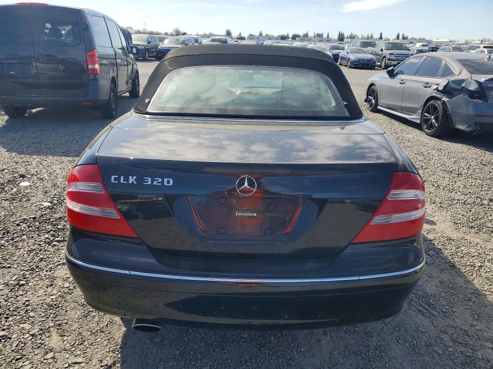 2005 Mercedes-benz Clk მანქანა იყიდება აუქციონზე, vin: WDBTK65G85T044638, აუქციონის ნომერი: 79128795