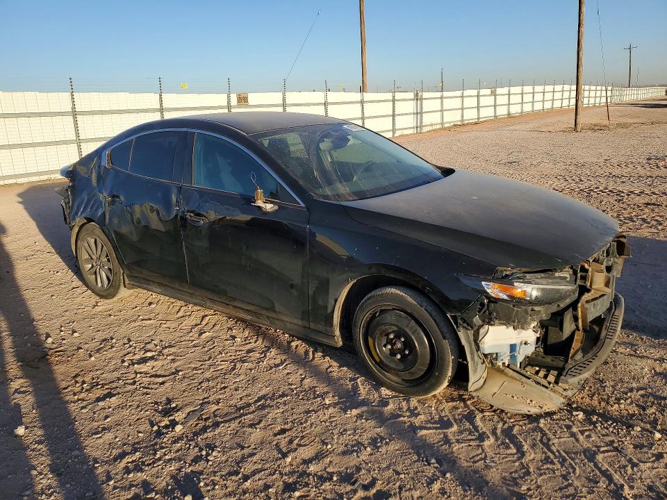 46874856 :رقم المزاد ، 3MZBPAA70NM301777 vin ، 2022 Mazda 3 مزاد بيع