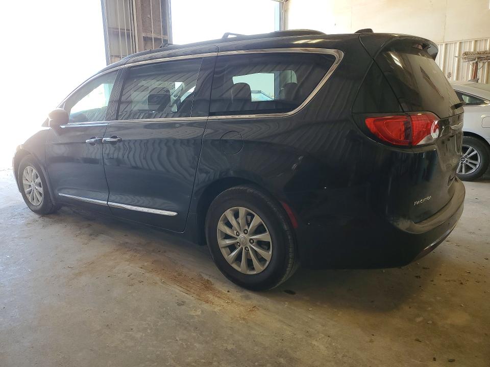 Продаж на аукціоні авто 2017 Chrysler Pacifica, vin: 2C4RC1BG5HR526723, номер лоту: 79930235
