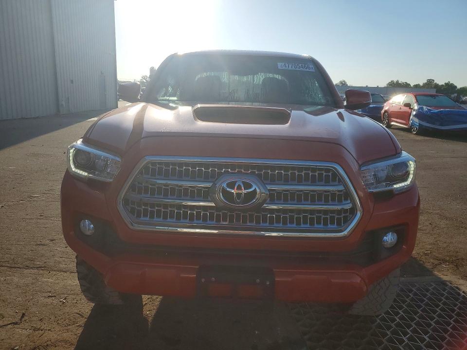 47705466 :رقم المزاد ، 3TMCZ5AN9HM058367 vin ، 2017 Toyota Tacoma مزاد بيع
