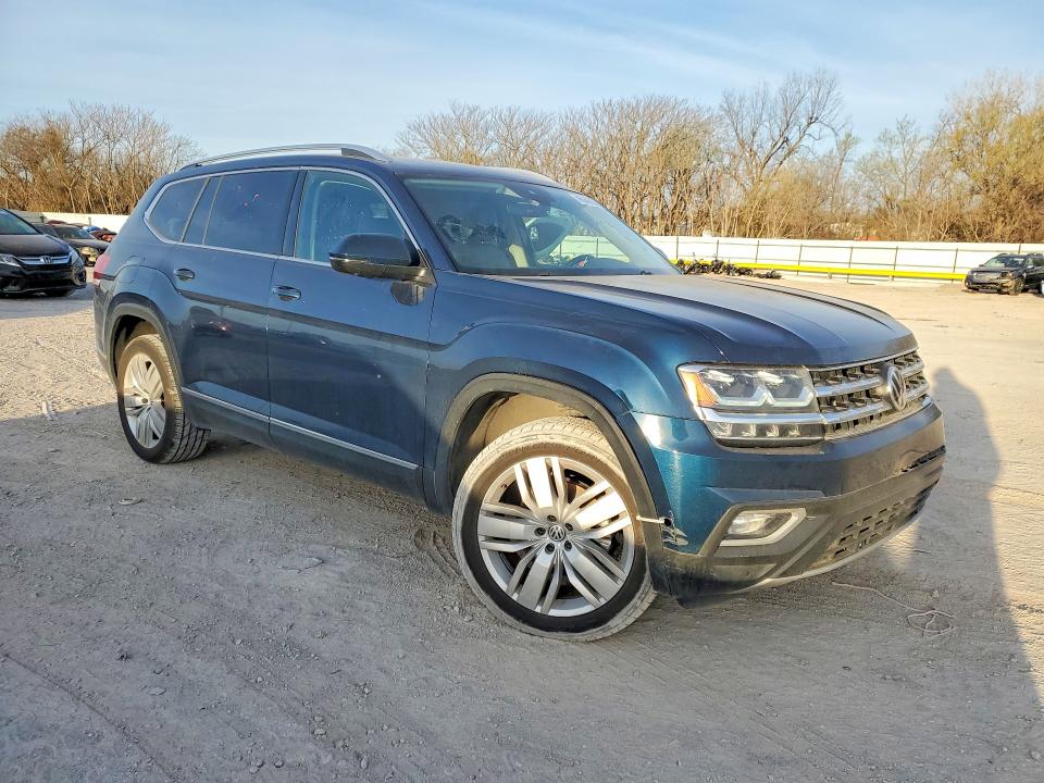 Продажа на аукционе авто 2018 Volkswagen Atlas, vin: 1V2NR2CA6JC542858, номер лота: 46646056