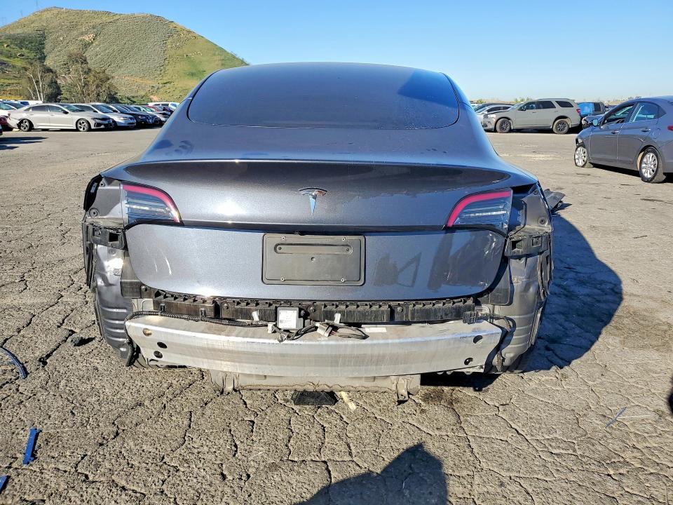 2021 Tesla Model 3 მანქანა იყიდება აუქციონზე, vin: 5YJ3E1EA0MF998163, აუქციონის ნომერი: 41828176