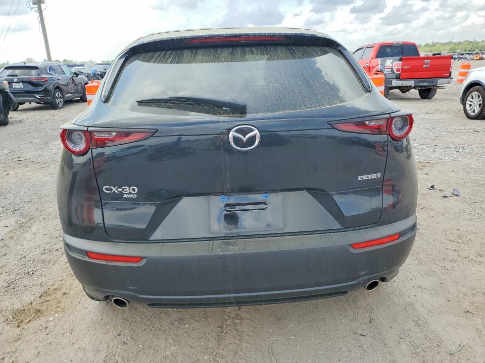 46889876 :رقم المزاد ، 3MVDMBBL1MM320132 vin ، 2021 Mazda Cx-30 مزاد بيع