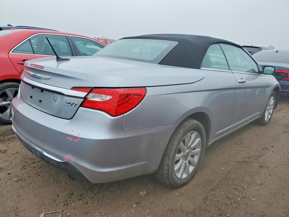Продажа на аукционе авто 2014 Chrysler 200, vin: 1C3BCBEB0EN158360, номер лота: 79802695