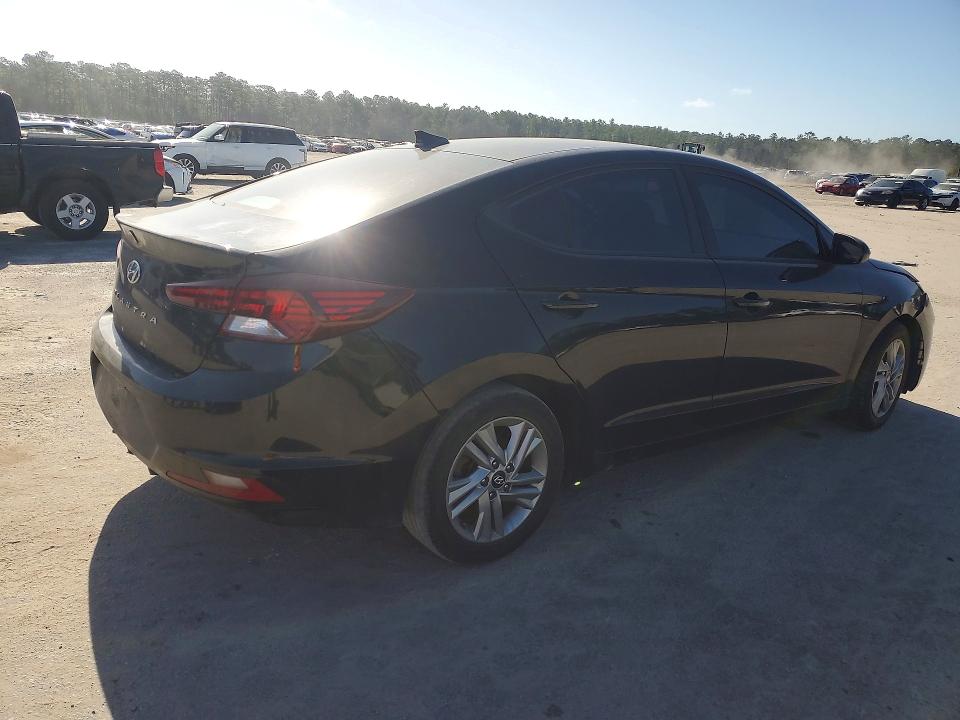 Продажа на аукционе авто 2019 Hyundai Elantra, vin: KMHD84LF2KU833436, номер лота: 79720845