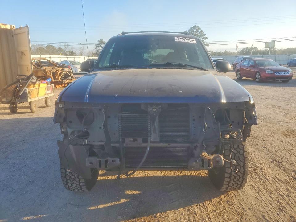 Продажа на аукционе авто 2001 Ford Explorer, vin: 1FMCU70E31UA97318, номер лота: 79283955