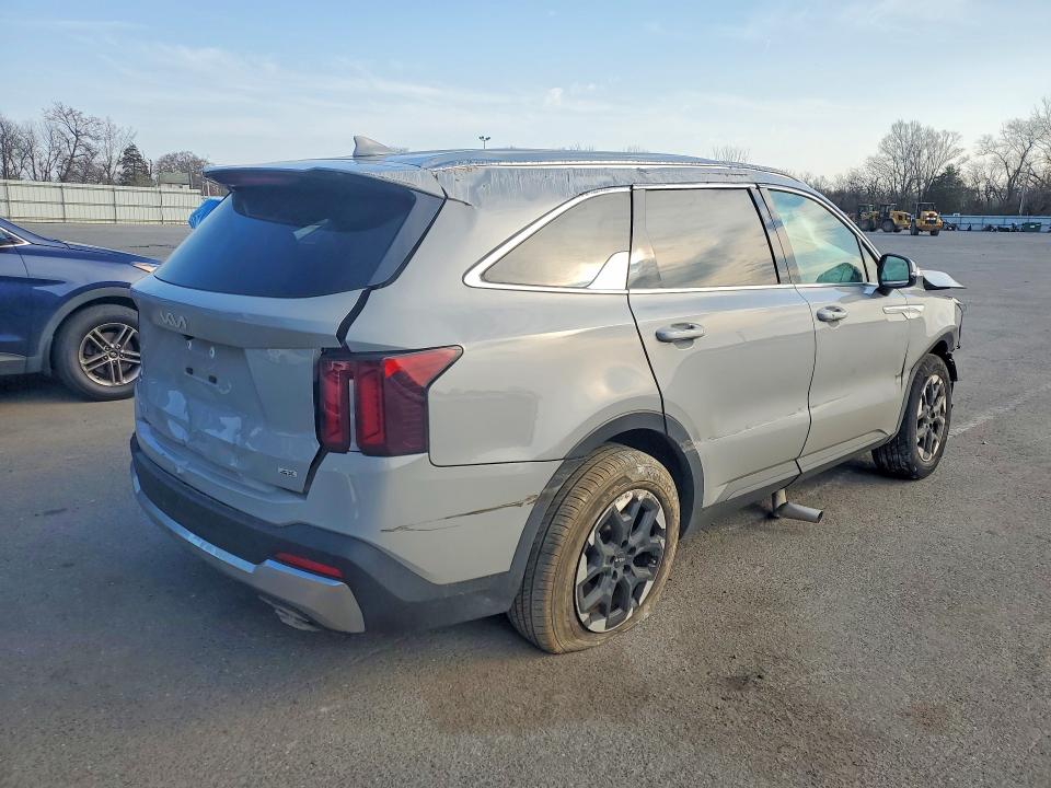 47582866 :رقم المزاد ، 5XYRLDJC7SG361592 vin ، 2025 Kia Sorento مزاد بيع