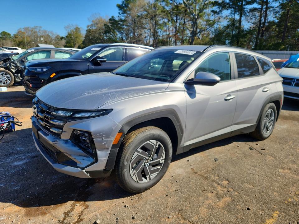 2025 Hyundai Tucson Hybrid მანქანა იყიდება აუქციონზე, vin: KM8JBDD14SU373378, აუქციონის ნომერი: 79884875