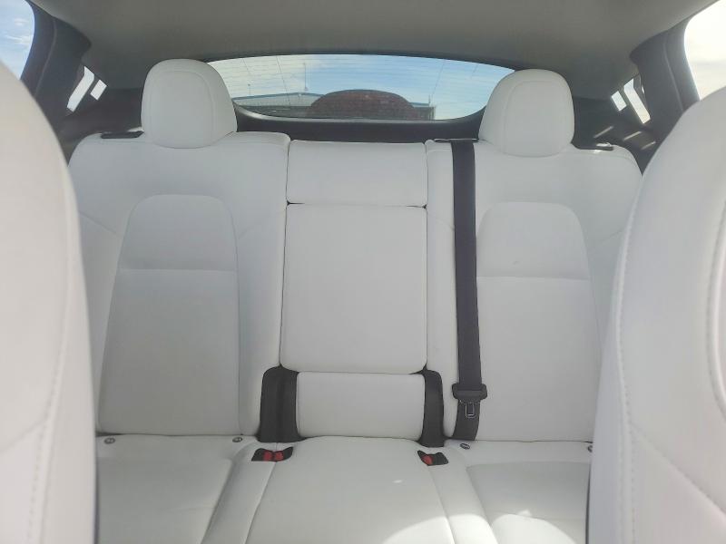 46202296 :رقم المزاد ، 7SAYGDEFXNF406348 vin ، 2022 Tesla Model Y مزاد بيع