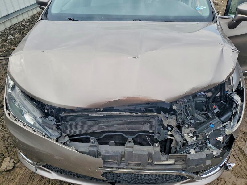 47691086 :رقم المزاد ، 2C4RC1EGXHR743700 vin ، 2017 Chrysler Pacifica مزاد بيع