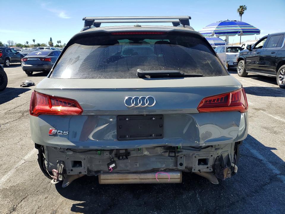 2020 Audi Sq5 მანქანა იყიდება აუქციონზე, vin: WA1B4AFY8L2027126, აუქციონის ნომერი: 45620836