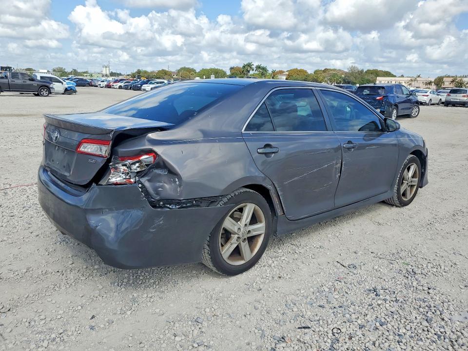 Aukcja sprzedaży 2014 Toyota Camry, vin: 4T1BF1FK0EU786450, numer aukcji: 45475776