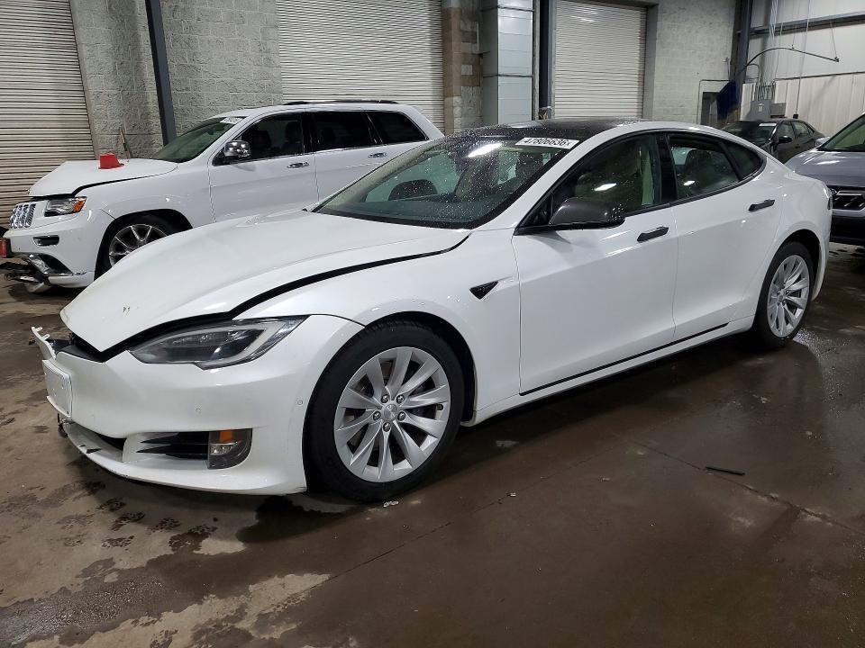 2017 Tesla Model S მანქანა იყიდება აუქციონზე, vin: 5YJSA1E29HF205559, აუქციონის ნომერი: 47806636