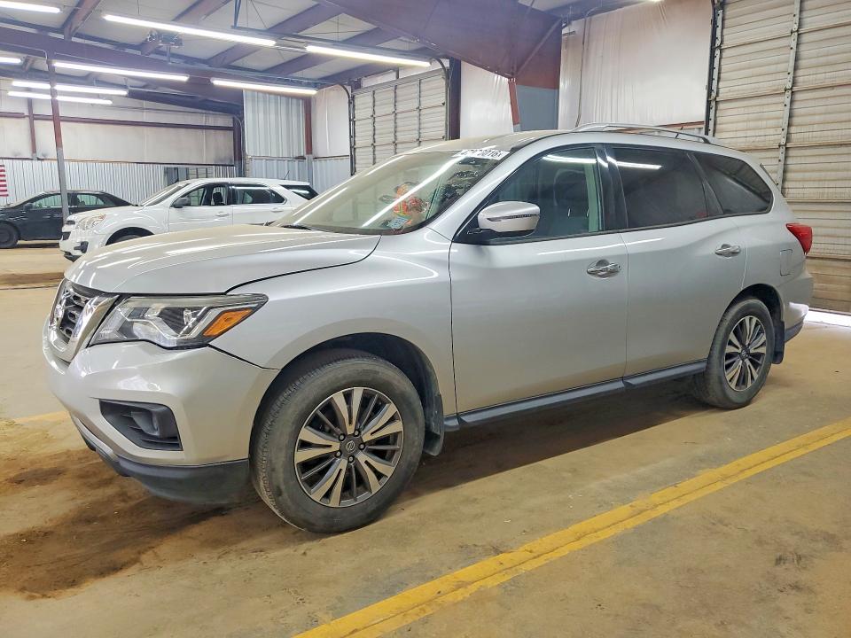 47806016 :رقم المزاد ، 5N1DR2MM0HC629456 vin ، 2017 Nissan Pathfinder مزاد بيع