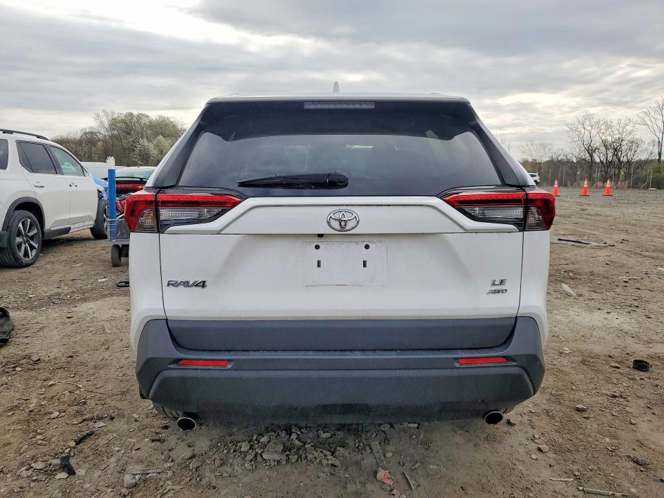 2021 Toyota Rav4 მანქანა იყიდება აუქციონზე, vin: 2T3F1RFV1MC248517, აუქციონის ნომერი: 47511046