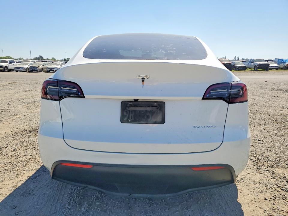 Продаж на аукціоні авто 2025 Tesla Model Y, vin: 7SAYGAEE1SF287350, номер лоту: 46937566