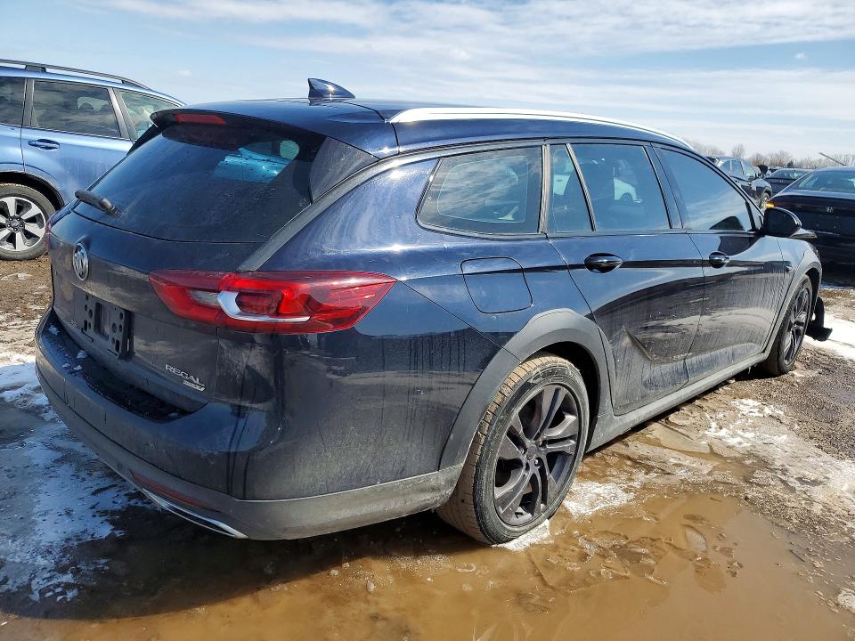 2018 Buick Regal Tourx მანქანა იყიდება აუქციონზე, vin: W04GV8SX9J1165513, აუქციონის ნომერი: 46464486