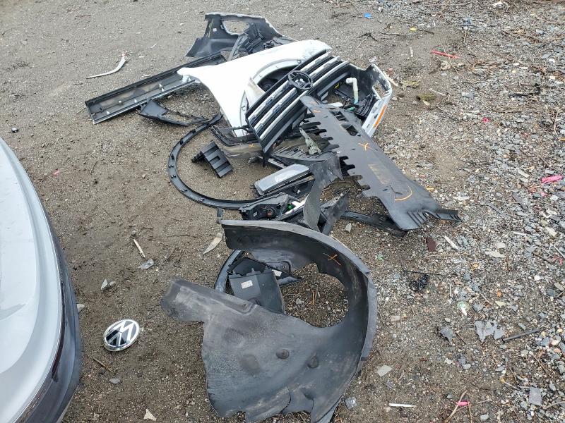 45943906 :رقم المزاد ، 3VV3B7AX9JM068714 vin ، 2018 Volkswagen Tiguan مزاد بيع